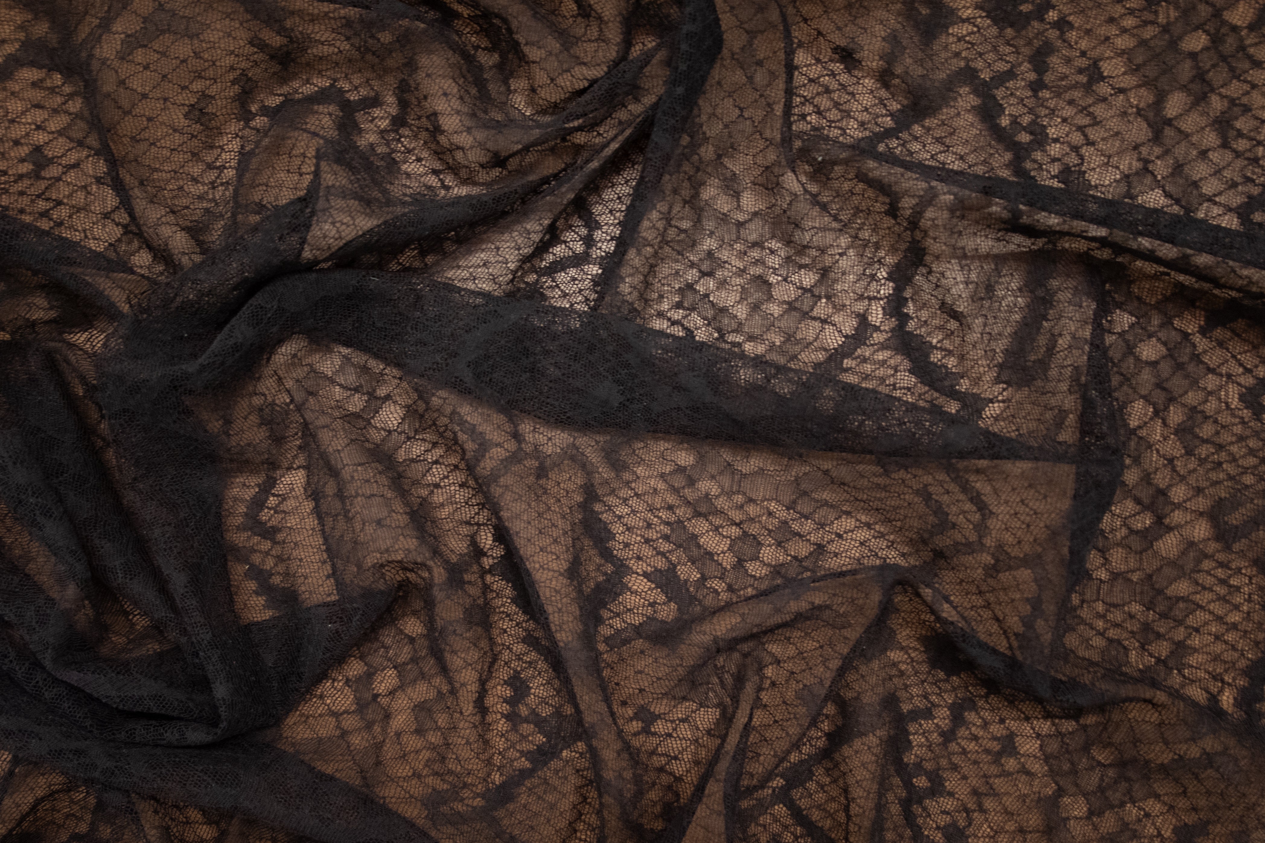 Abstract Stretch Lace in Black, Made in France – Solstiss Lace