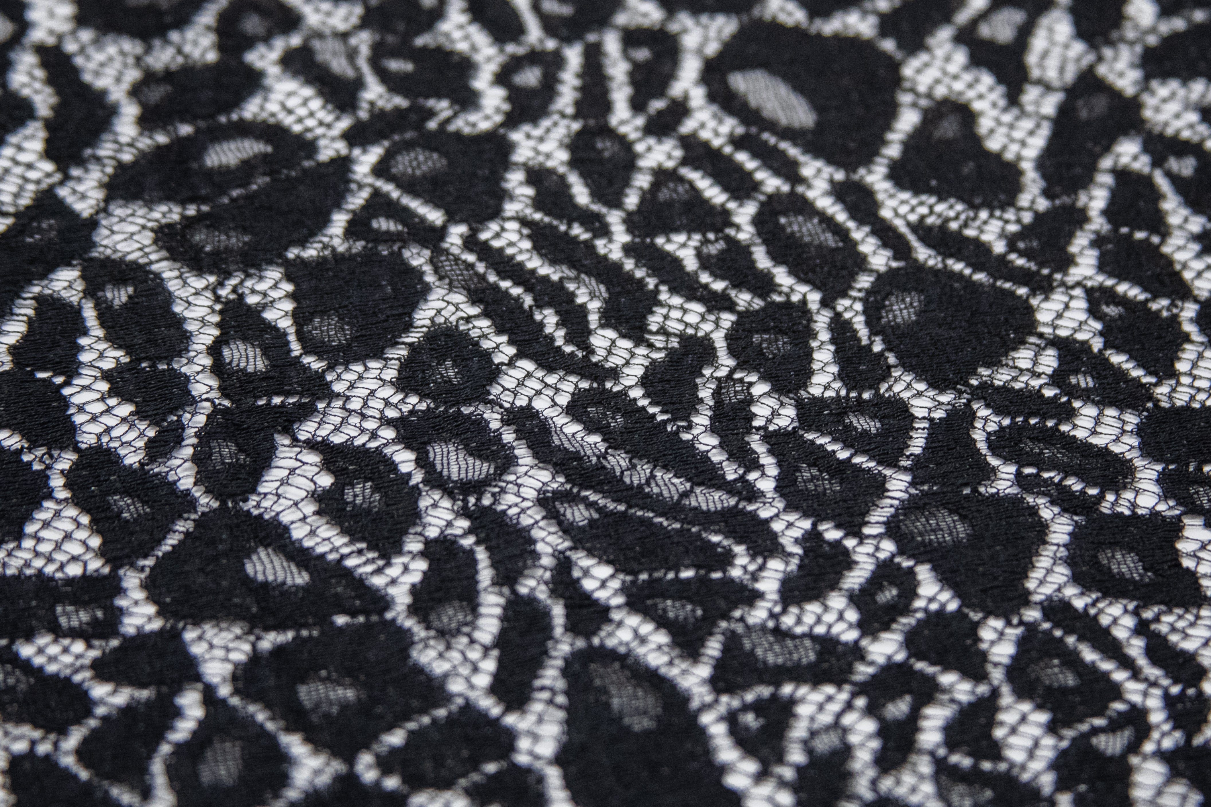 430267_noir_1_841402c9-5c0d-