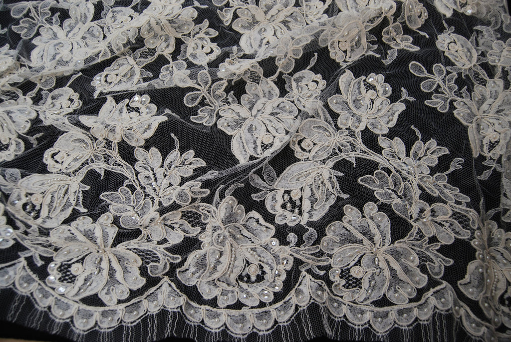 Alencon Pearled Lace in Off-White, Made in France