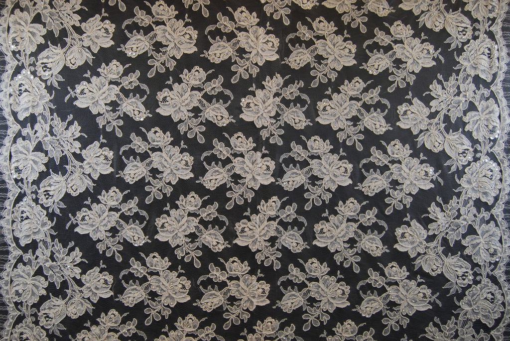 Alencon Pearled Lace in Off-White, Made in France