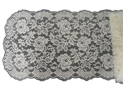 Floral Table Runner in Off-White, Made in France